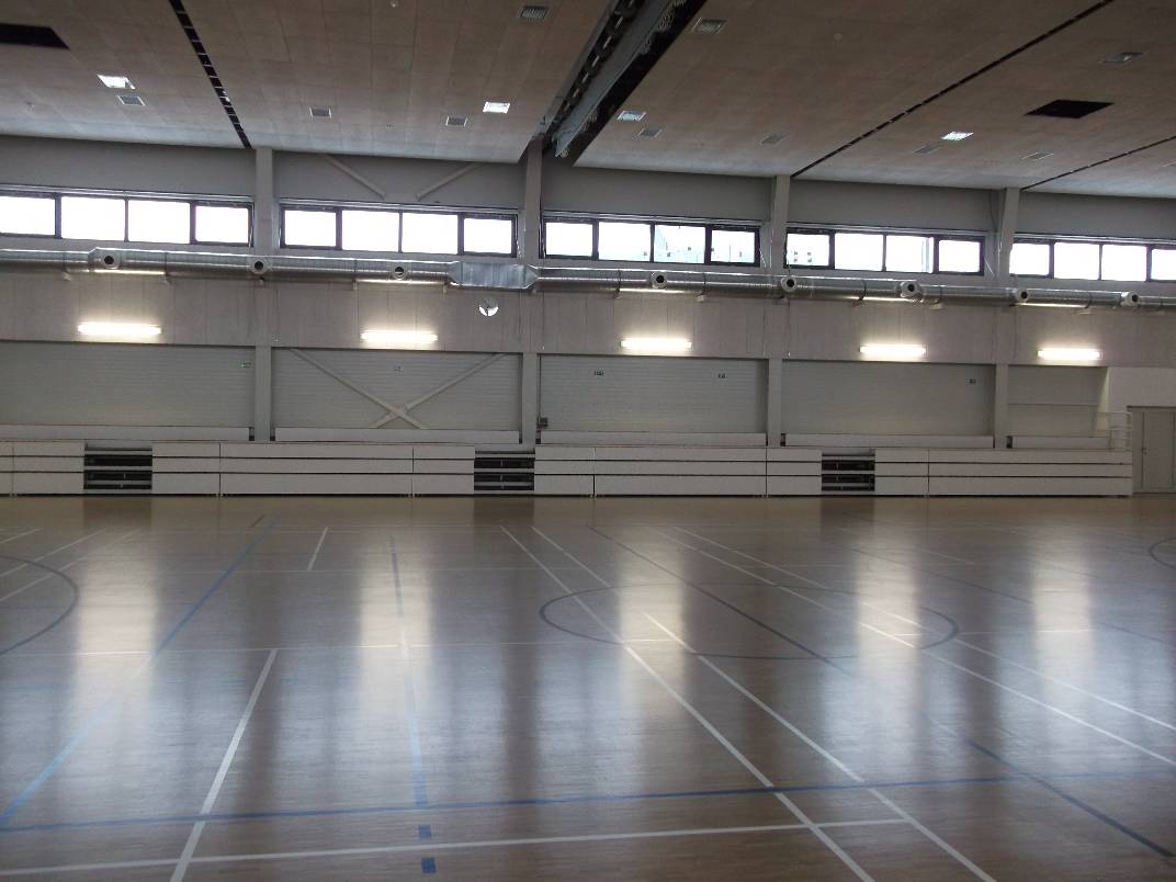 Výsuvná tribuna 9